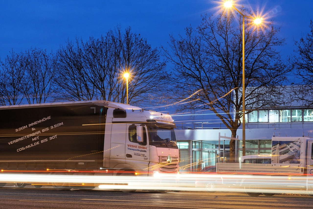 7 Fleet Management Challenges Every Transport Business Faces Today